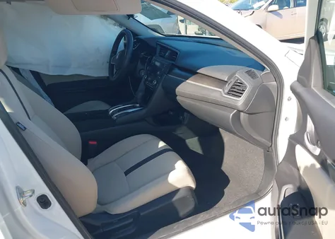 2020 Honda Civic Lx from USA, damaged, VIN 19XFC2F68LE206395